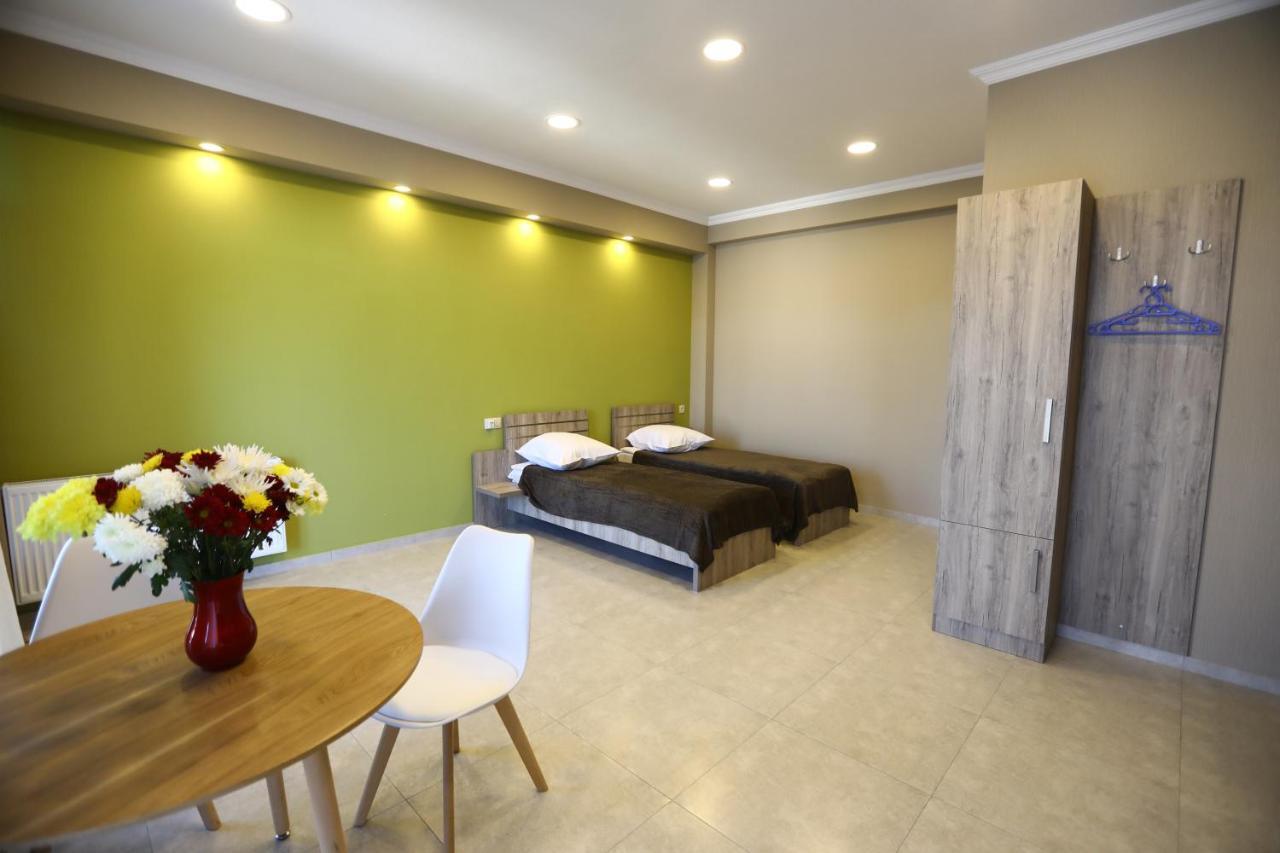 Brick House II Apartment Tbilisi Exterior photo