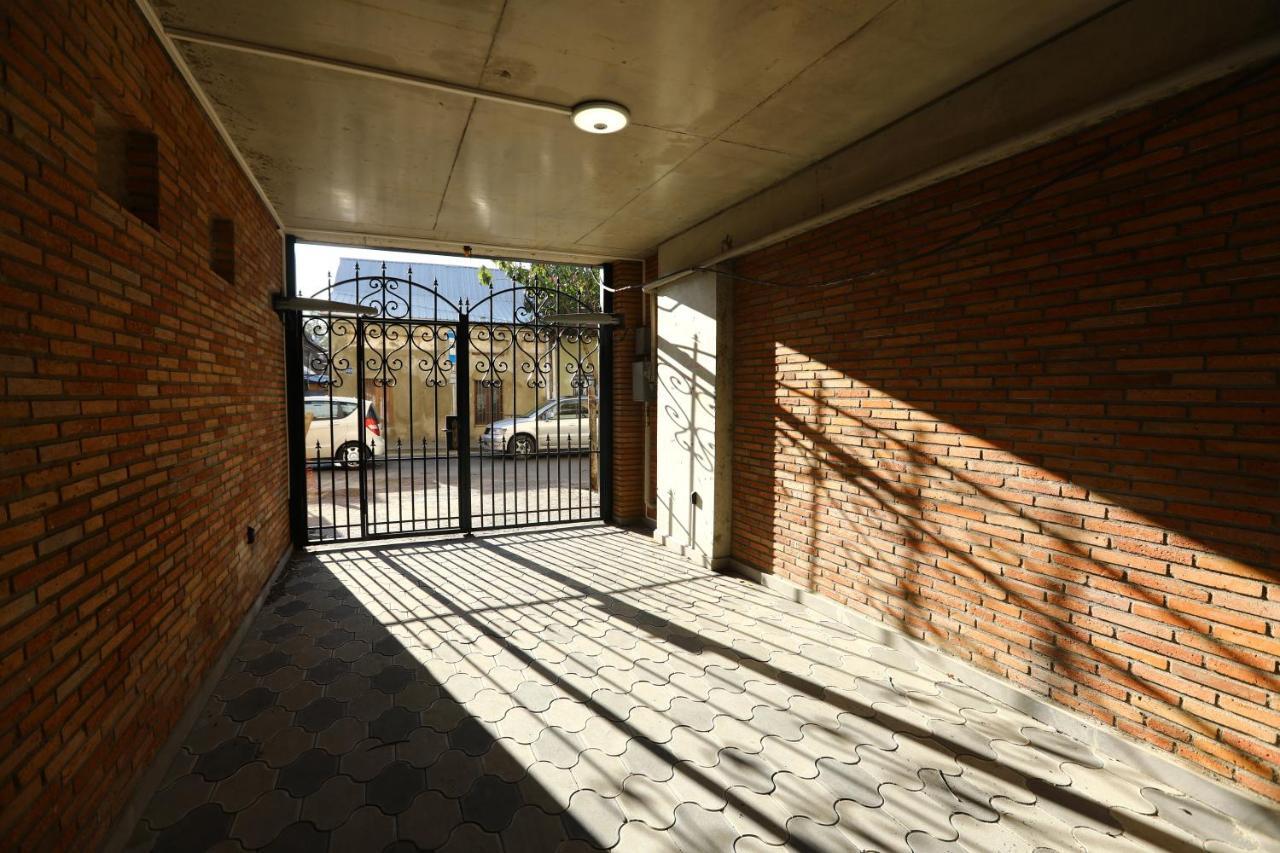 Brick House II Apartment Tbilisi Exterior photo